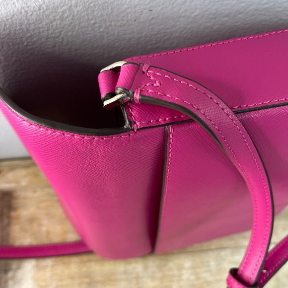 Kate Spade Sadie Envelope Crossbody Purse in Candied Plum Pink Leather - Picture 13 of 16